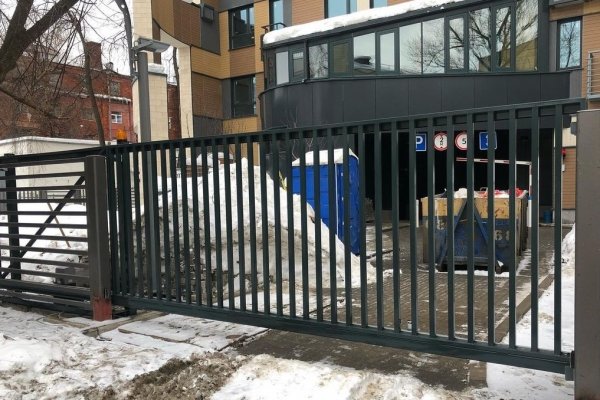 Откатные ворота из металлической трубы