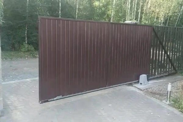 Откатные ворота из профнастила