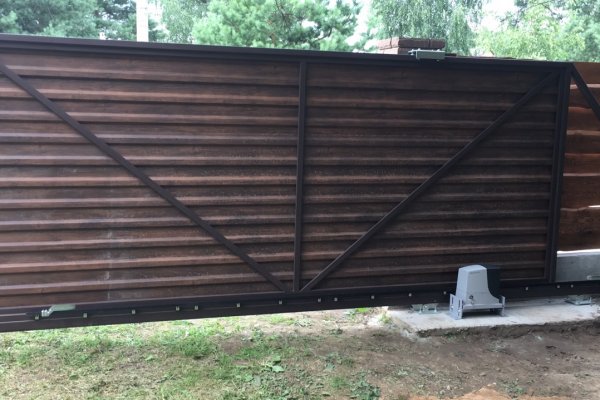 Откатные ворота из профнастила